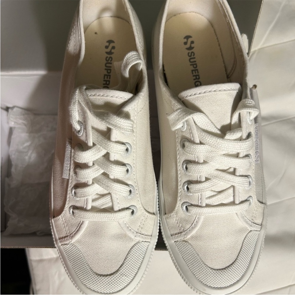 ⭐Superga White Canvas Sneakers